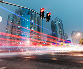 智慧城(chéng)市(shì)中的(de)智慧交通(tōng)解決方案